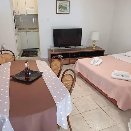 Apartament Bauk Draga Bašćanska
