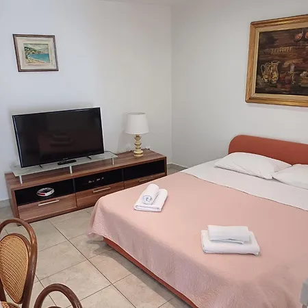 Apartament Bauk *